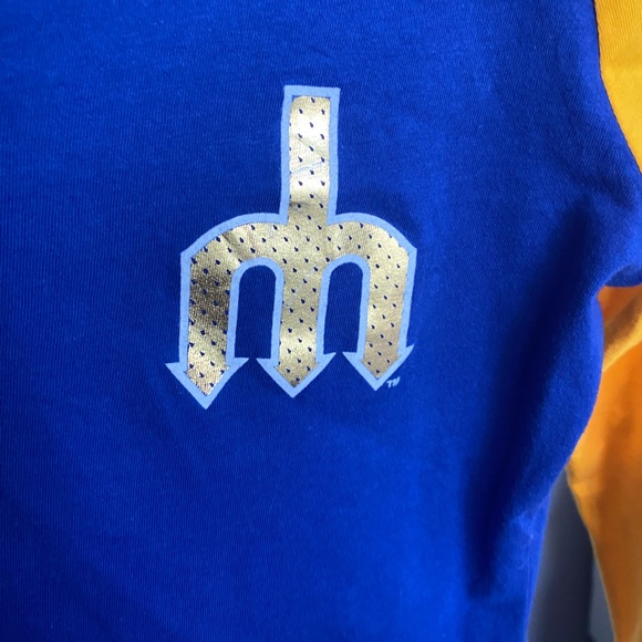 Mariners 3/4 sleeve t shirt. XS. Used once at game. Bought at Mariners store. - Picture 2 of 4